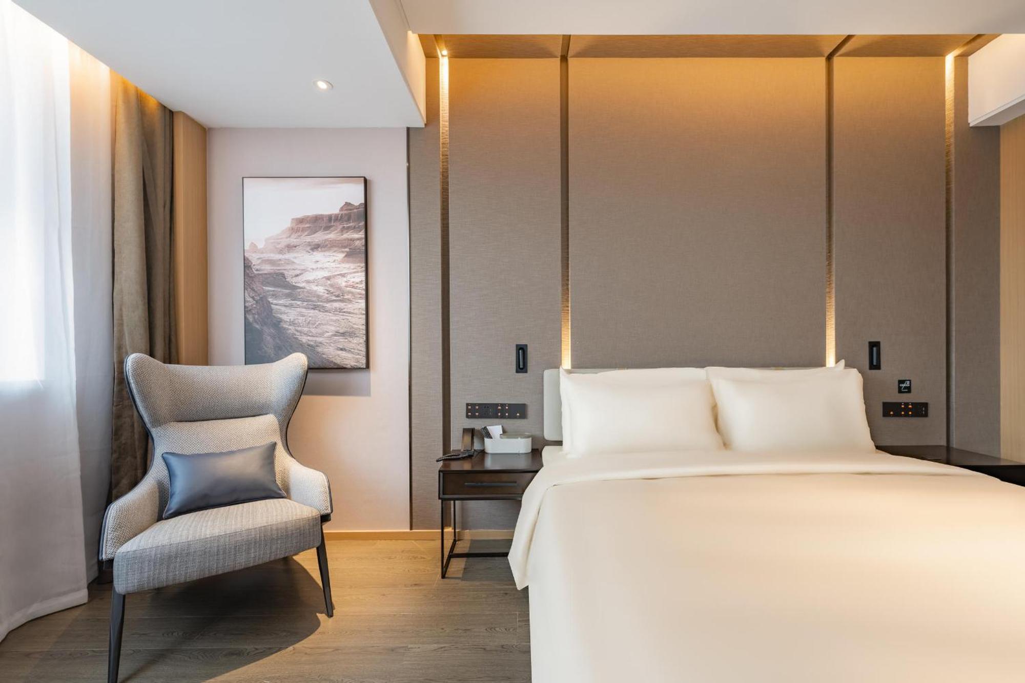 Atour New International Expo Center South Yanggao Road 4* Shanghai