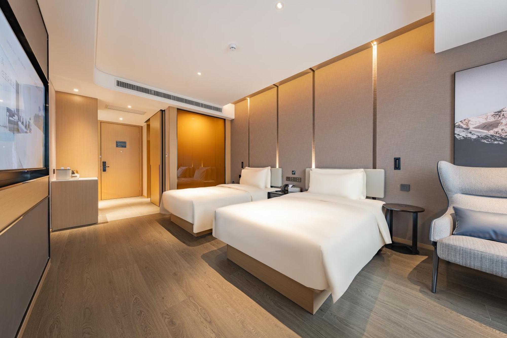 Atour New International Expo Center South Yanggao Road Hotel