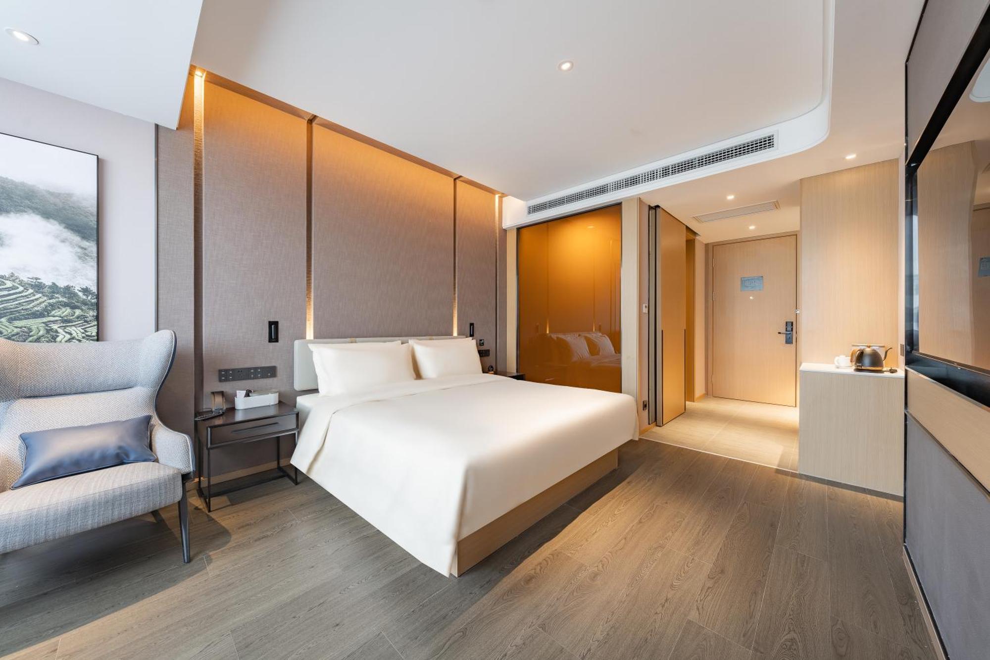 Hotel Atour New International Expo Center South Yanggao Road